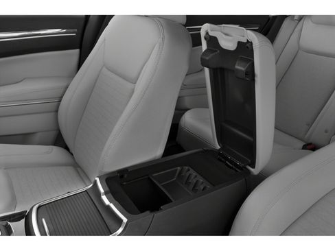 Used 2022 Chrysler 300 S RWD image 10