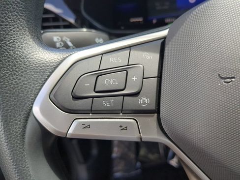 Certified 2022 Volkswagen Taos S FWD image 24