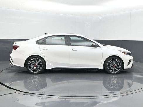 Used 2023 Kia Forte GT w/ GT2 Package FWD image 5