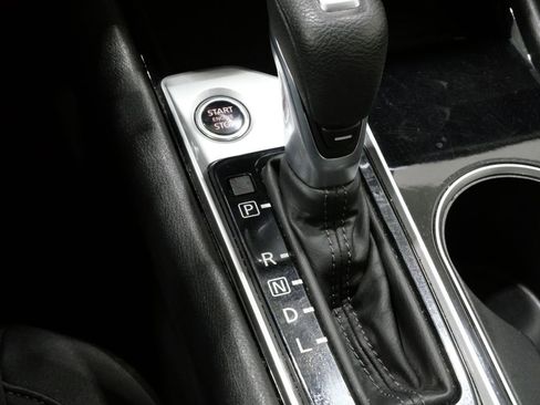 Used 2024 Nissan Altima 2.5 SV image 22