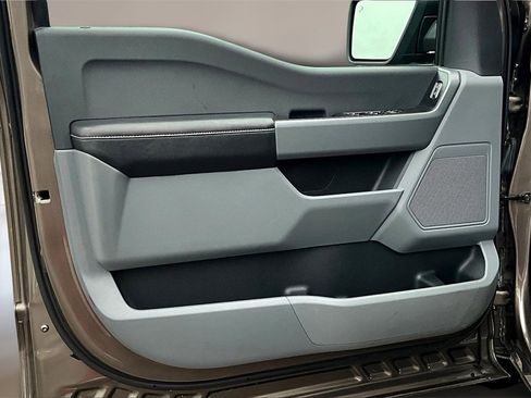 Used 2023 Ford F150 XLT image 18