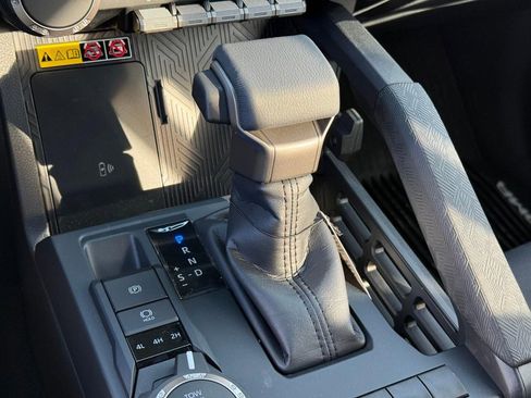 New 2025 Toyota Tacoma SR5 image 18