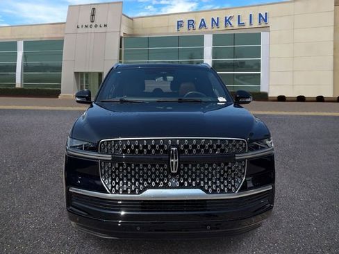 New 2026 Lincoln Navigator L Reserve AWD/4WD image 2