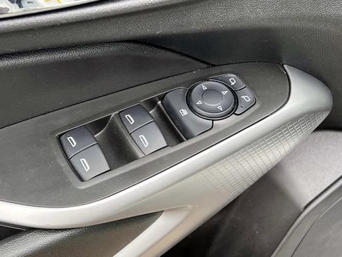 Certified 2024 Chevrolet Trax LS w/ LS Convenience Package FWD image 16