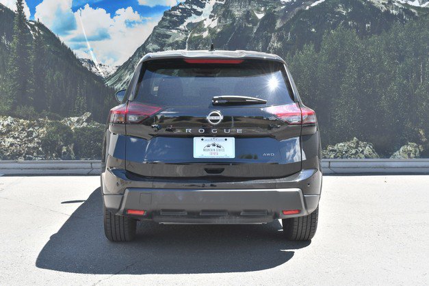 Used 2026 Nissan Rogue SV AWD/4WD image 10