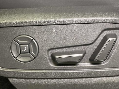 New 2026 Audi SQ5 Premium Plus AWD/4WD image 17