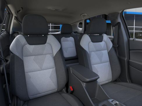 New 2025 Chevrolet Trax LS image 16