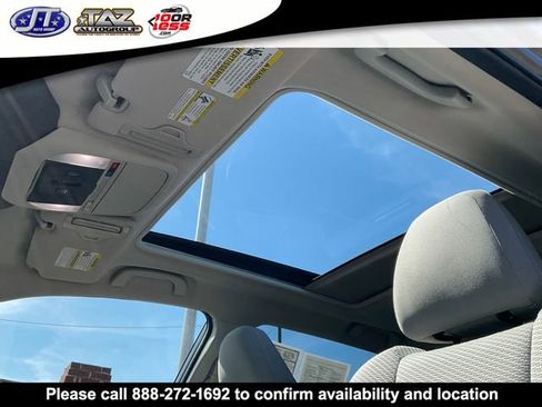 Used 2023 Subaru Forester Premium AWD/4WD image 11