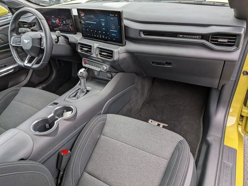Used 2025 Ford Mustang GT RWD image 19