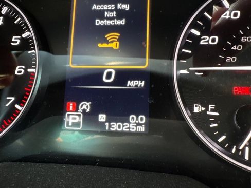 Certified 2025 Subaru Outback Premium AWD/4WD image 14