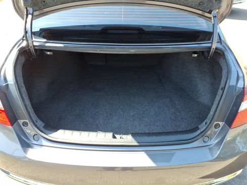 Used 2016 Honda Accord EX image 4