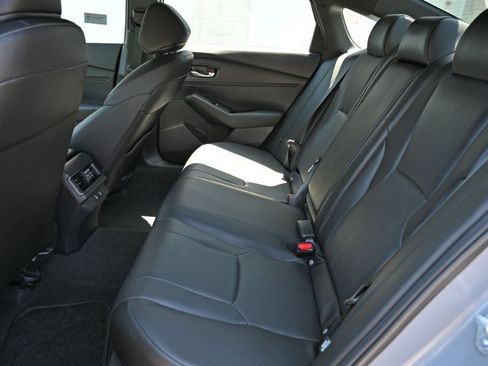 Used 2025 Honda Accord Sport image 17