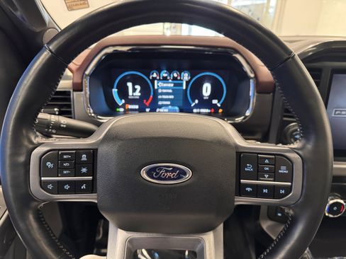 Certified 2023 Ford F150 Lariat w/ Equipment Group 502A High image 18