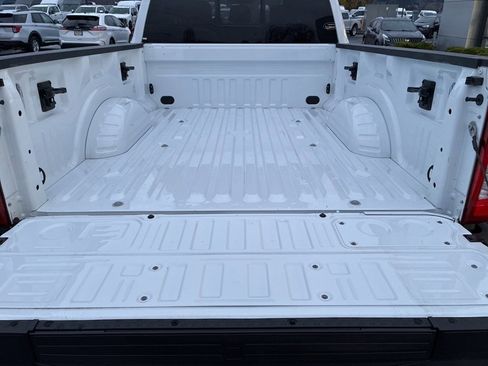 Used 2023 Ford F250 Lariat w/ FX4 Off-Road Package image 10