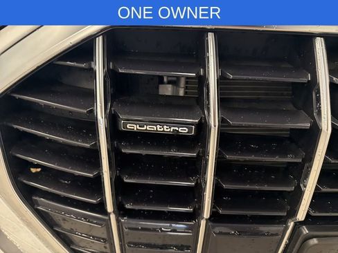 Used 2025 Audi Q3 2.0T Premium w/ Convenience Package image 5