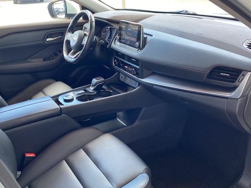Certified 2023 Nissan Rogue SV w/ SV Premium B Package AWD/4WD image 28