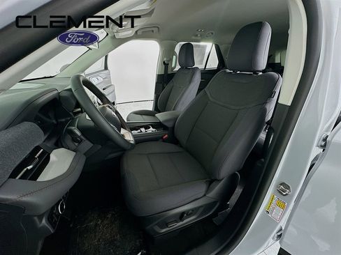 New 2026 Ford Explorer Active AWD/4WD image 26