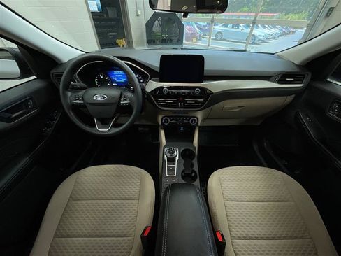Used 2022 Ford Escape SE FWD image 22