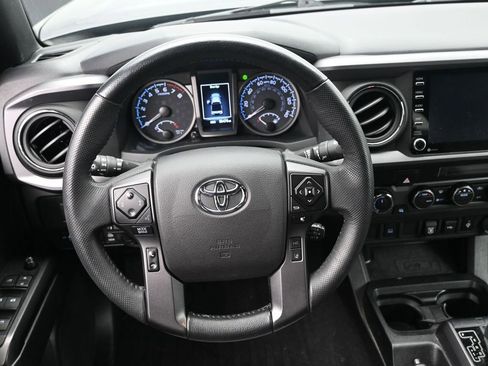 Used 2023 Toyota Tacoma TRD Sport image 21