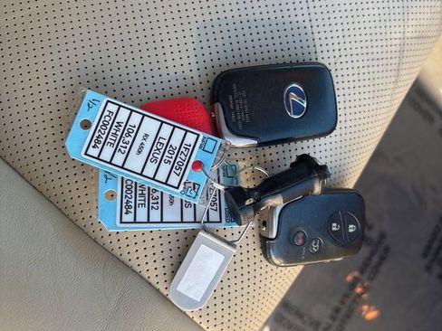 Used 2015 Lexus RX 450h AWD image 41