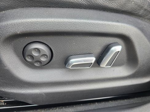 Used 2016 Audi Q3 2.0T Prestige AWD/4WD image 19