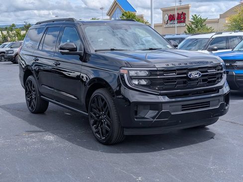 New 2027 Ford Expedition Platinum w/ Stealth Performance Package AWD/4WD image 2