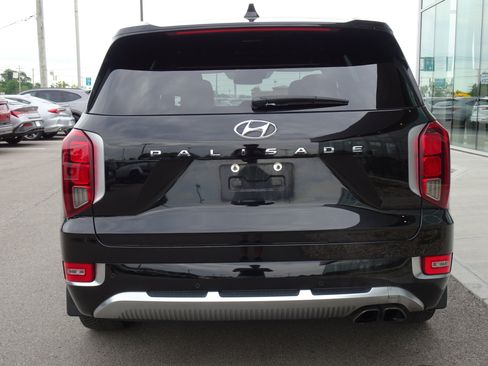 Used 2022 Hyundai Palisade Calligraphy FWD image 4