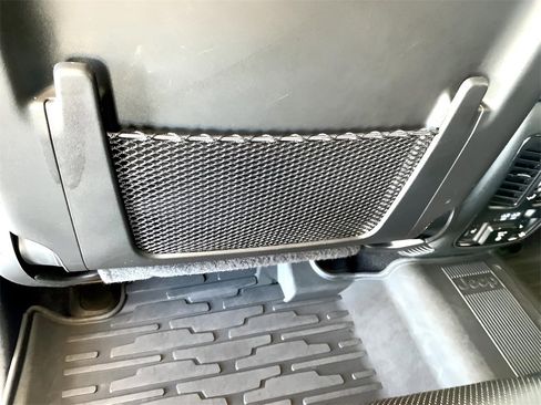 Used 2020 Jeep Grand Cherokee Limited w/ Luxury Group II image 46