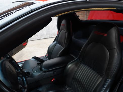 Used 2003 Chevrolet Corvette Z06 w/ Memory Package, 3 Drivers image 40