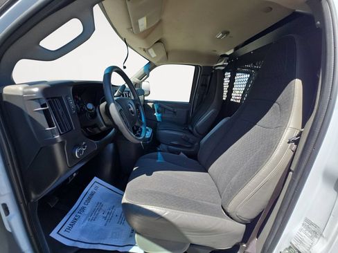 Used 2024 GMC Savana 2500 w/ Driver Convenience Package RWD image 10