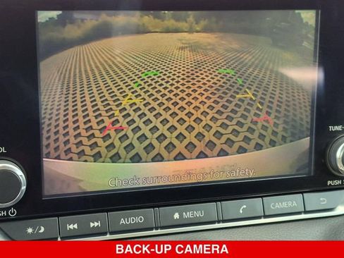 Used 2020 Nissan Sentra SV FWD image 25