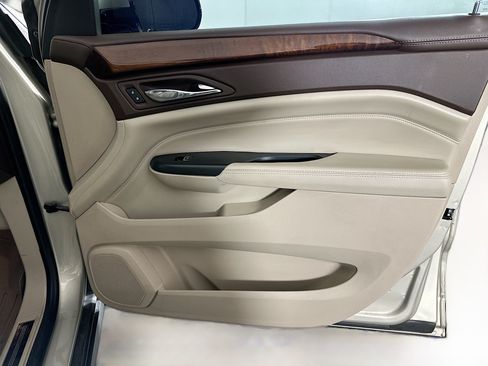 Used 2014 Cadillac SRX Premium FWD image 33