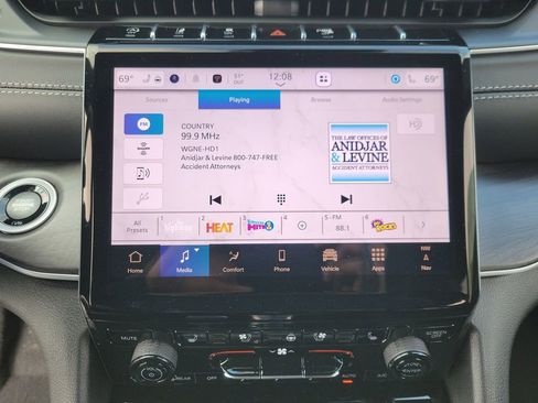 New 2025 Jeep Grand Cherokee L Limited w/ Luxury Tech Group II image 24