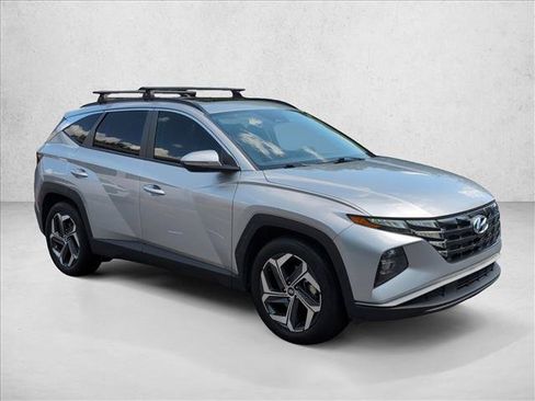 Certified 2024 Hyundai Tucson SEL w/ Convenience Package FWD image 3