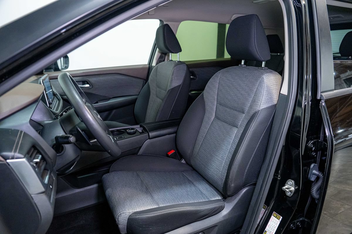 Used 2023 Nissan Rogue SV AWD/4WD image 10