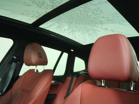 Used 2024 BMW X3 sDrive30i image 10