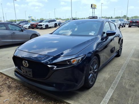 Used 2021 MAZDA MAZDA3 s FWD image 4