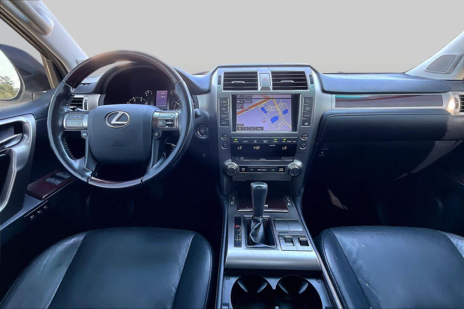Used 2017 Lexus GX 460 Premium AWD/4WD image 16