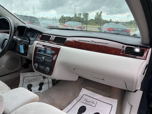 Used 2008 Chevrolet Impala LT FWD image 5