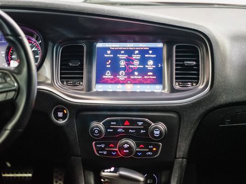 Used 2019 Dodge Charger GT image 13