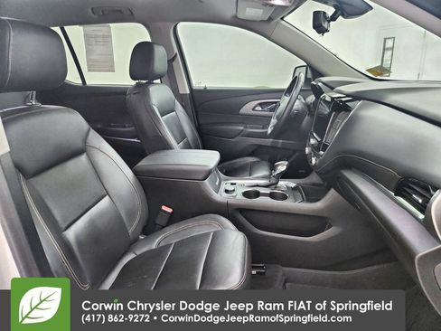 Used 2021 Chevrolet Traverse RS w/ LPO, Floor Liner Package FWD image 34