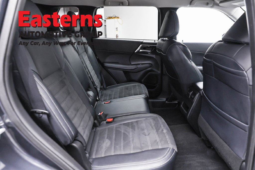 Used 2024 Mitsubishi Outlander SE AWD/4WD image 23