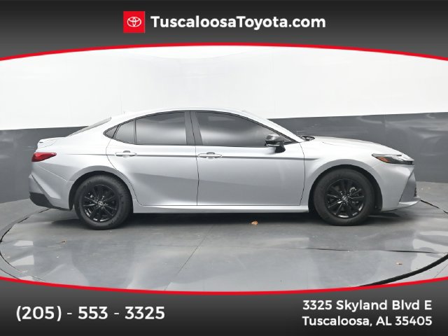 Used 2026 Toyota Camry LE w/ Convenience Package FWD image 1