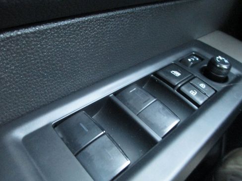 Used 2024 Toyota Tundra Limited image 23