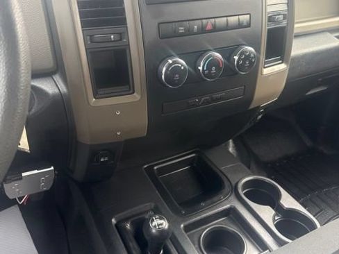 Used 2012 RAM 2500 ST w/ Chrome Appearance Group AWD/4WD image 12