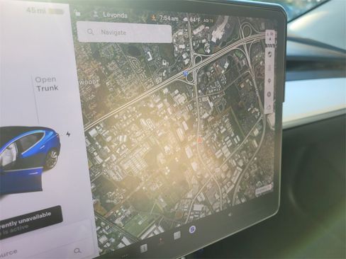 Used 2018 Tesla Model 3 Long Range image 23