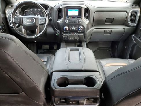 Certified 2022 GMC Sierra 1500 AT4 w/ AT4 Preferred Package image 19