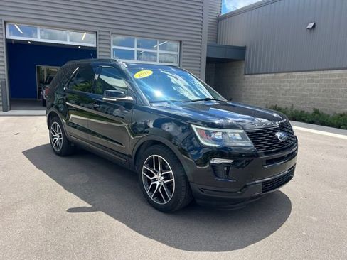 Used 2018 Ford Explorer Sport w/ Equipment Group 401A AWD/4WD image 3