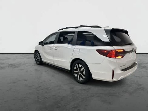 Certified 2025 Honda Odyssey EX-L image 9