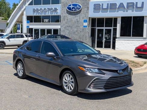 Used 2022 Toyota Camry LE FWD image 1